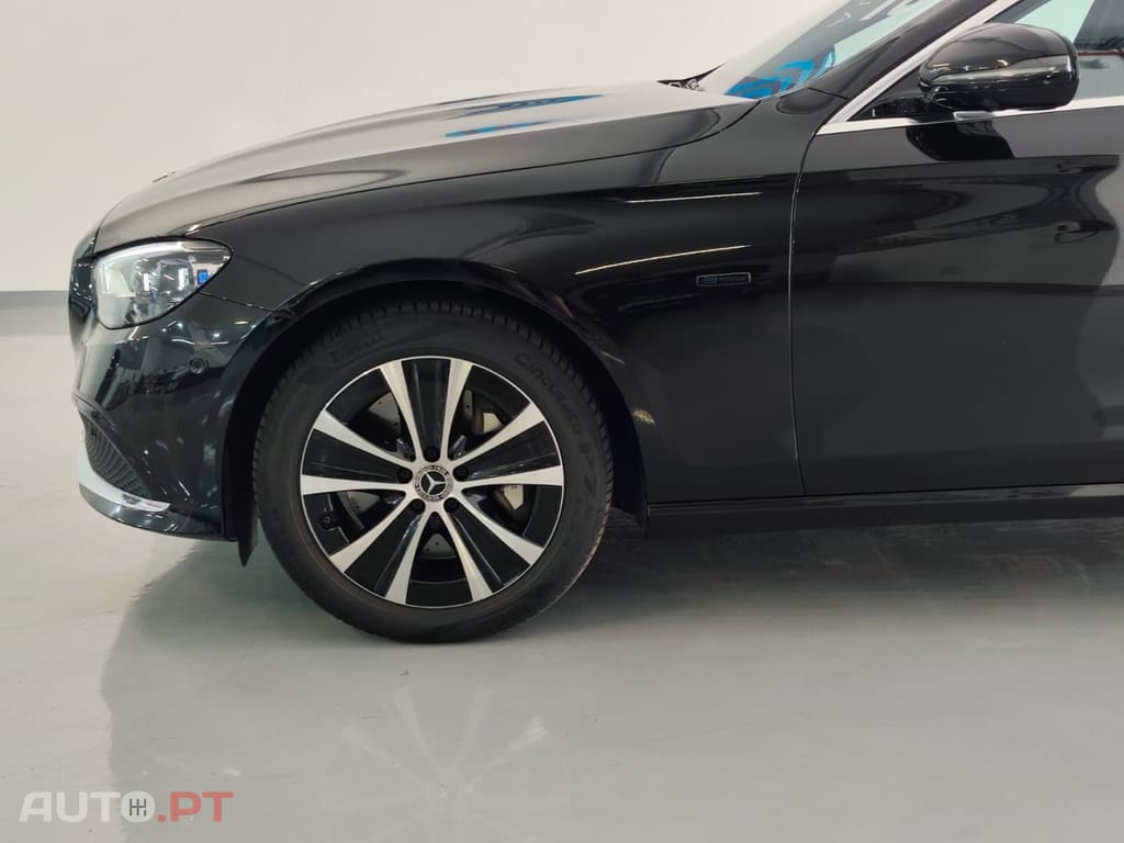 Mercedes-Benz E 300 De Exclusive Line