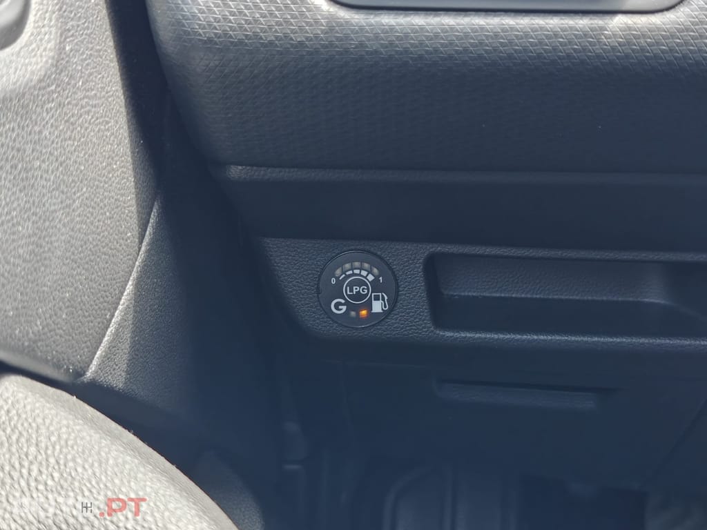 Renault Clio Renault Clio 1.0 TCe Intens Bi-Fuel