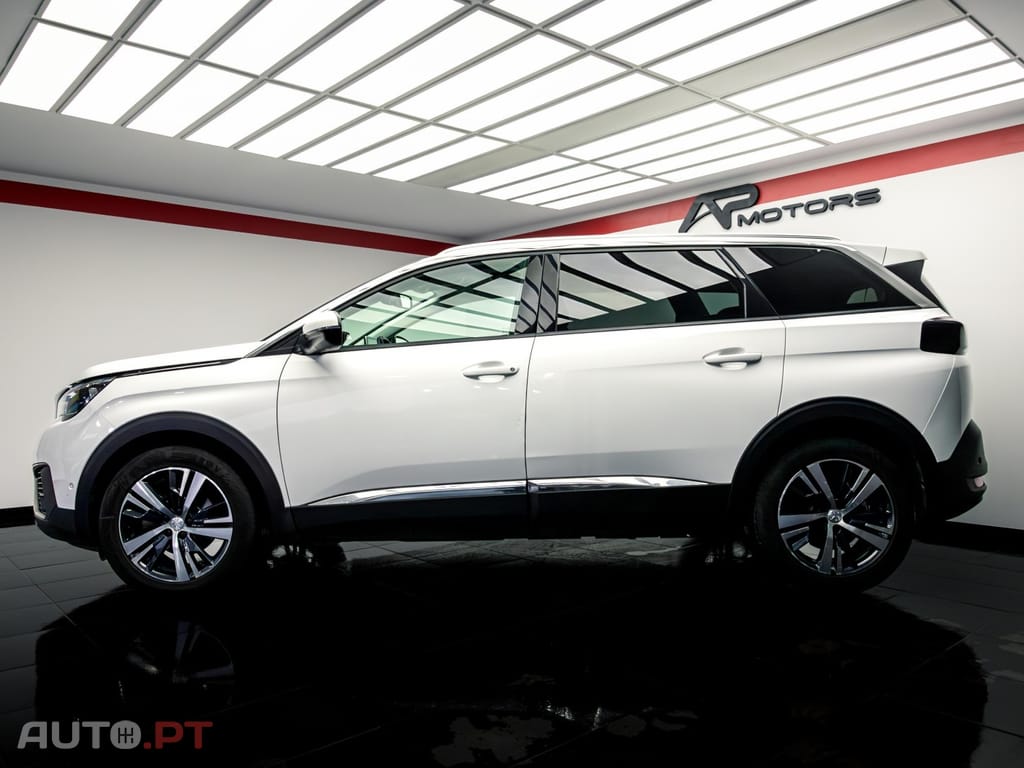 Peugeot 5008 1.5 BlueHDi Allure EAT8