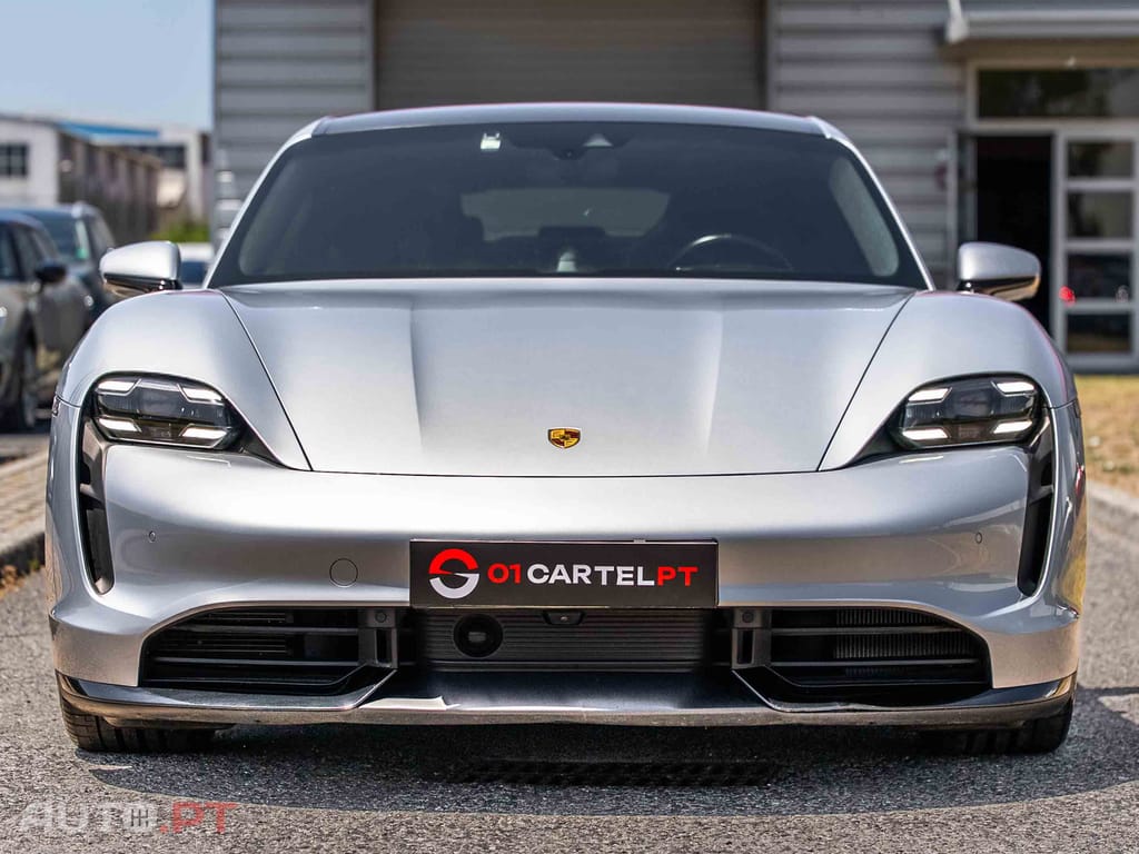 Porsche Taycan Turbo