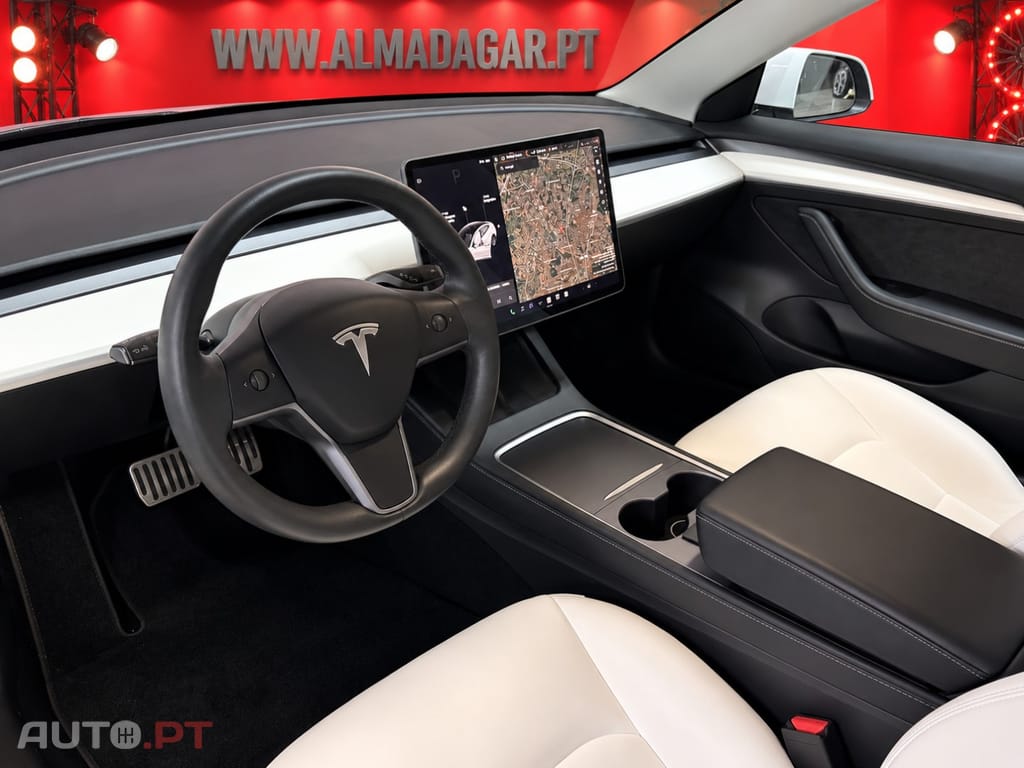 Tesla Model 3 Standard Range Plus RWD