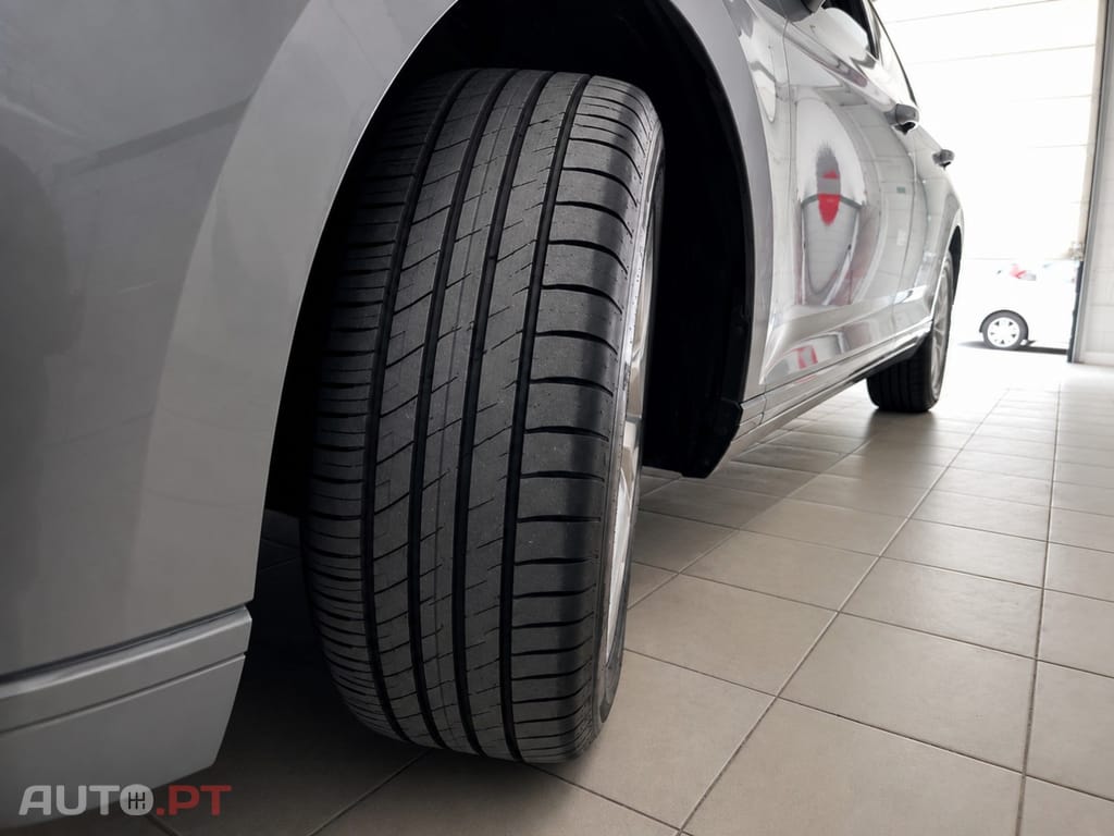 Volkswagen Passat Variant 2.0 TDi Business DSG