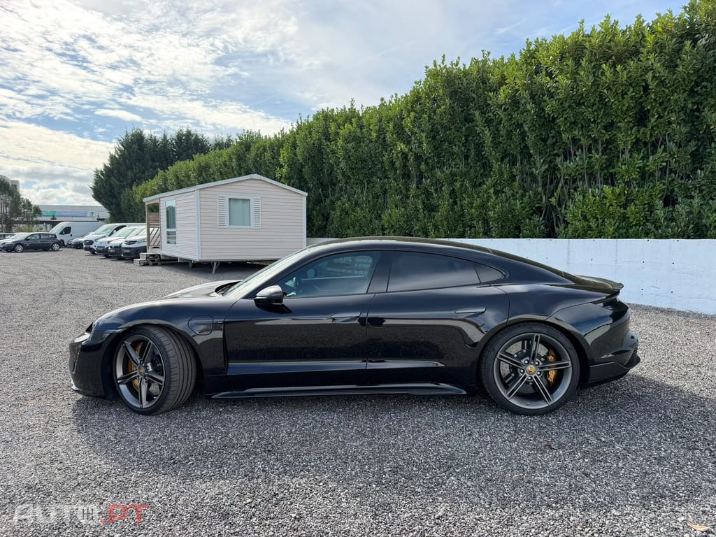 Porsche Taycan Turbo S