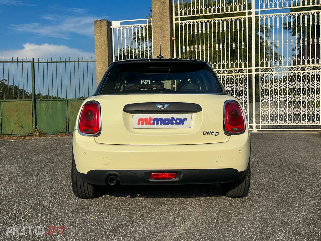 MINI One D - 5 Portas