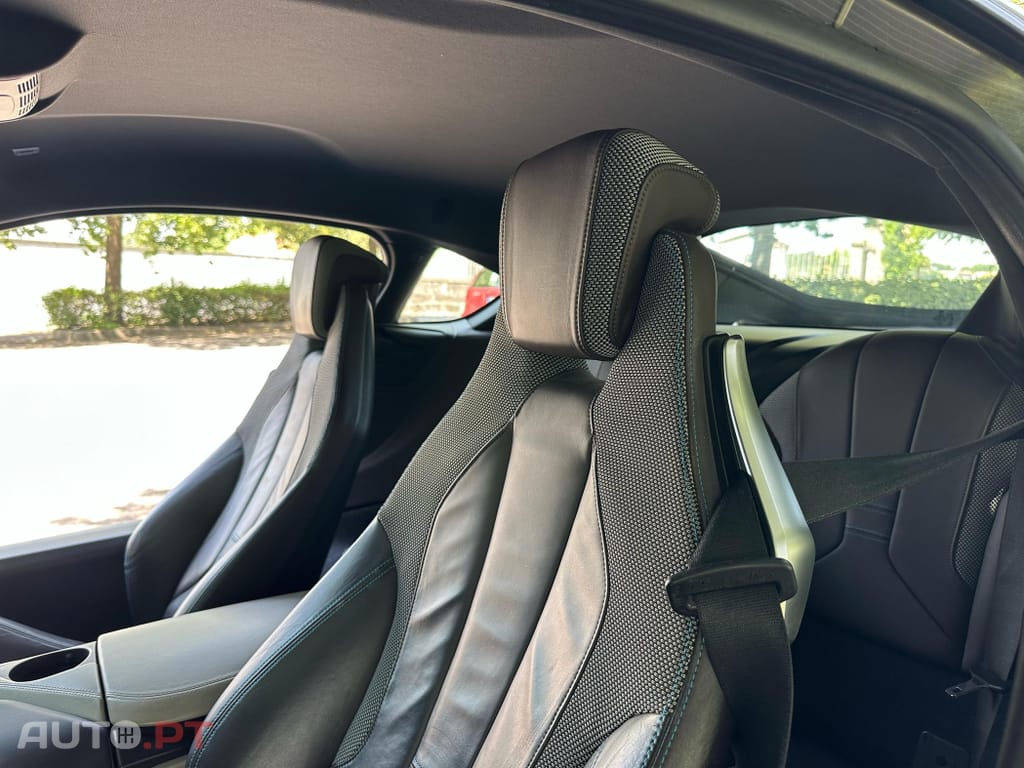 BMW i8 Standard 362cv