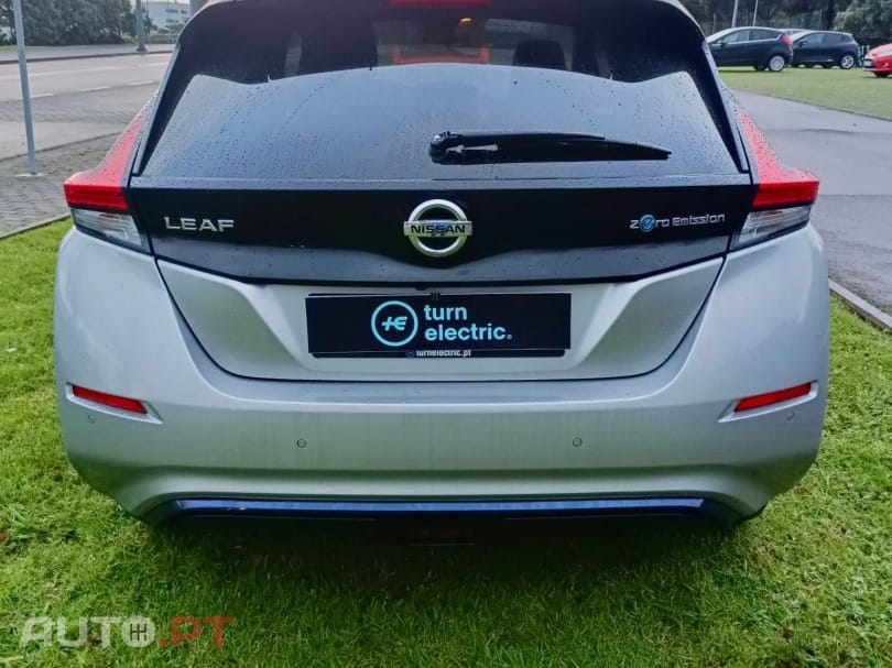 Nissan Leaf 62 kWh e+ Tekna ProPilot Park