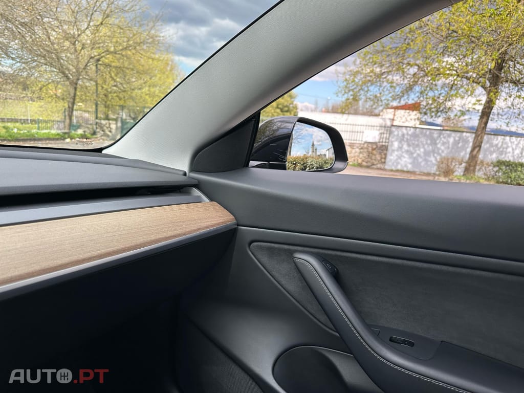 Tesla Model 3 Long Range Tração Integral