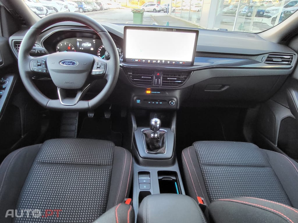 Ford Focus 1.0 EcoBoost MHEV ST-Line