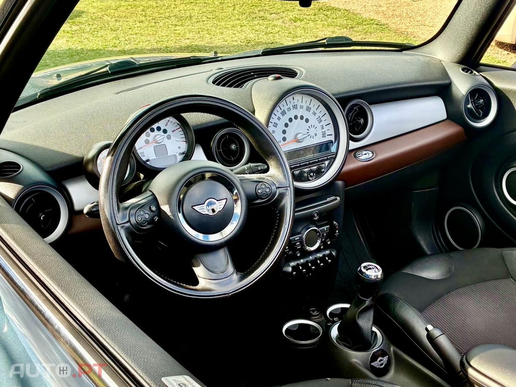 MINI Cabrio 1.6 Cooper D