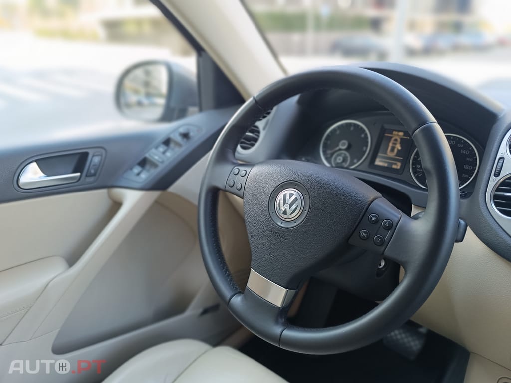 Volkswagen Tiguan 2.0 TDi Sport 4Motion Tiptronic