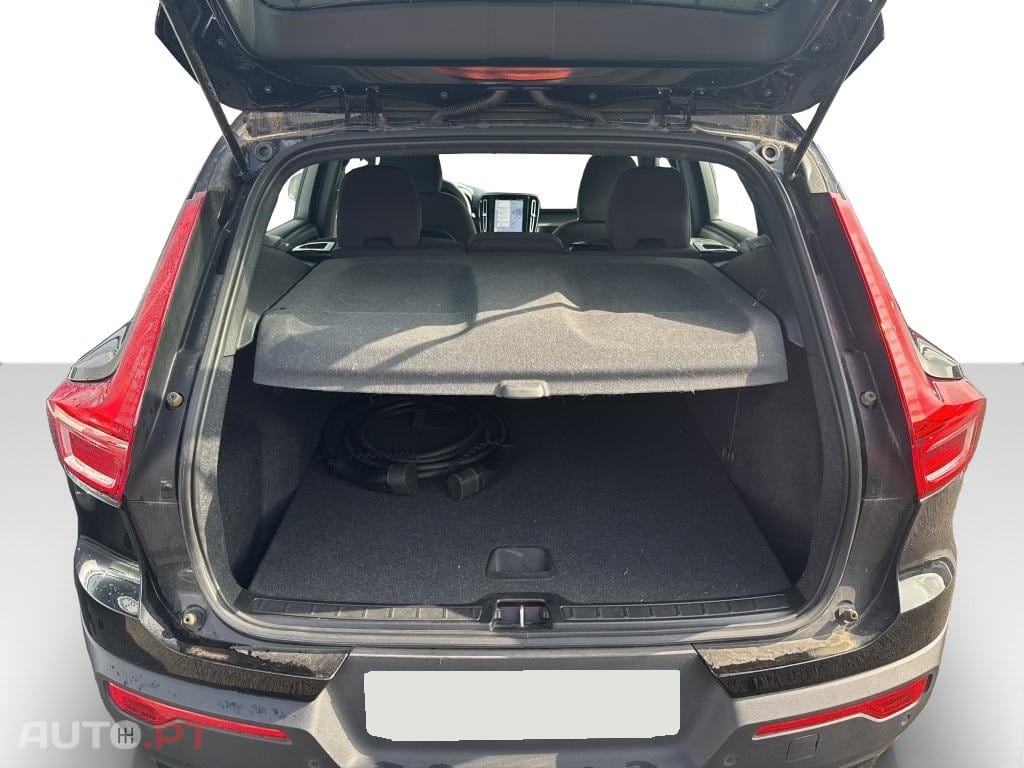 Volvo XC40 Recharge 69 kWh Single Motor Plus