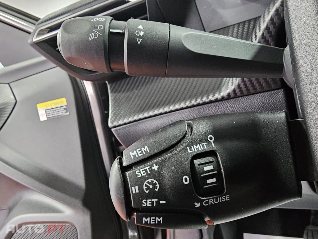 Peugeot 2008 1.2 PureTech Allure