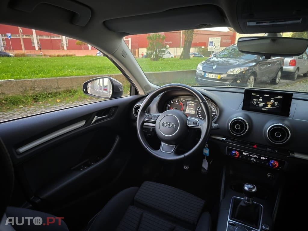 Audi A3 Sportback 1.6 TDI Attraction Ultra