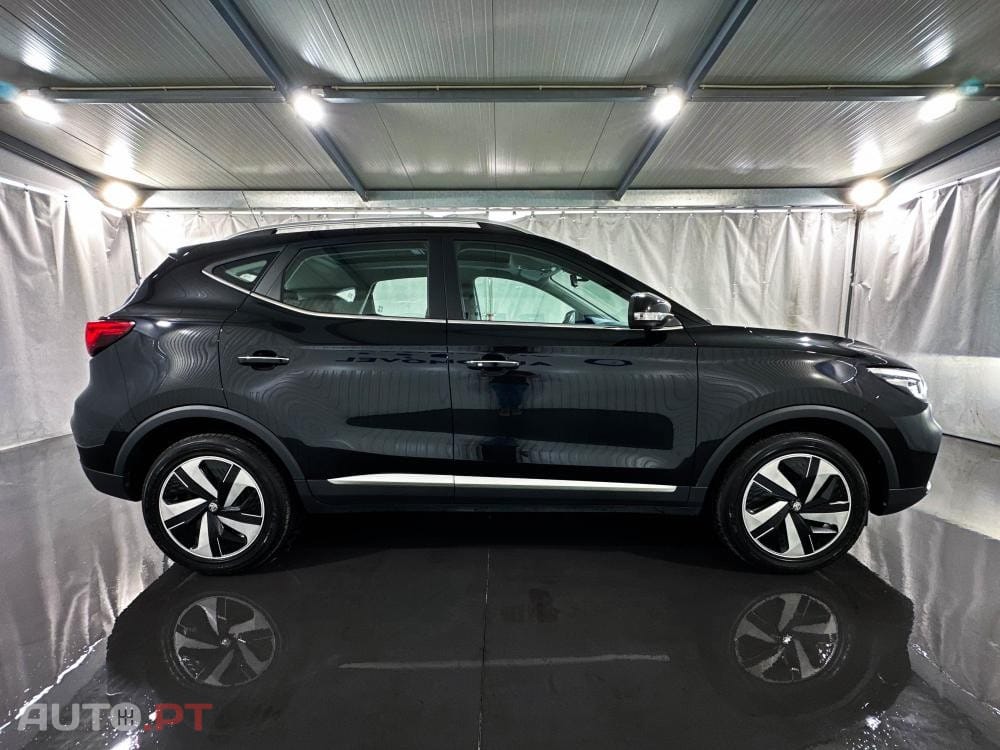 MG ZS EV 72.6 kWh Luxury
