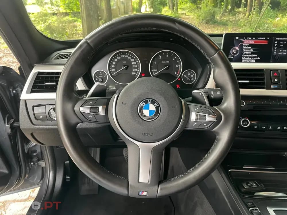 BMW 320 d Touring xDrive Pack M Auto