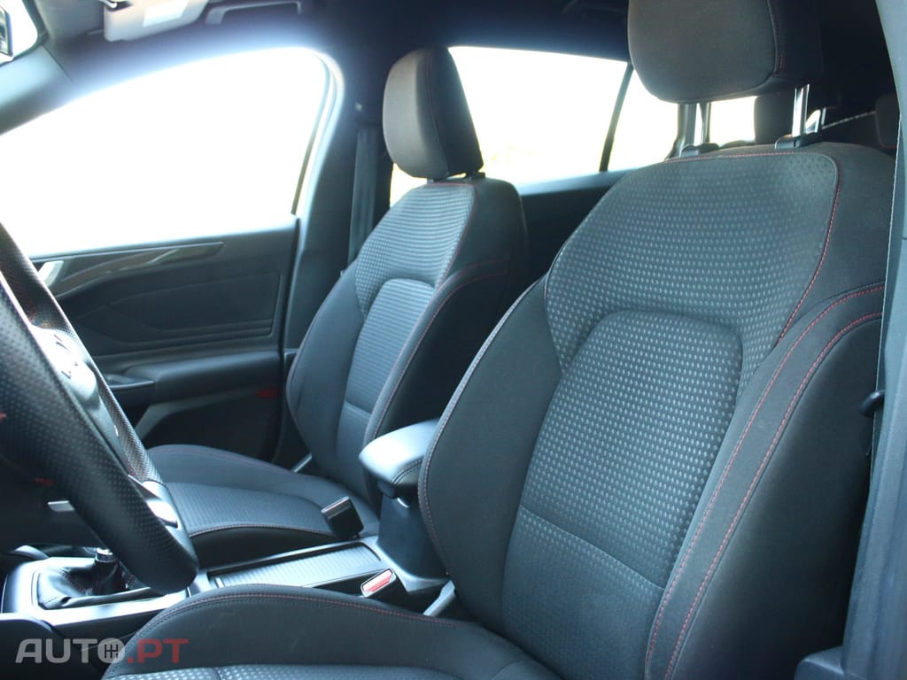 Ford Focus SW 1.0 EcoBoost MHEV ST-Line