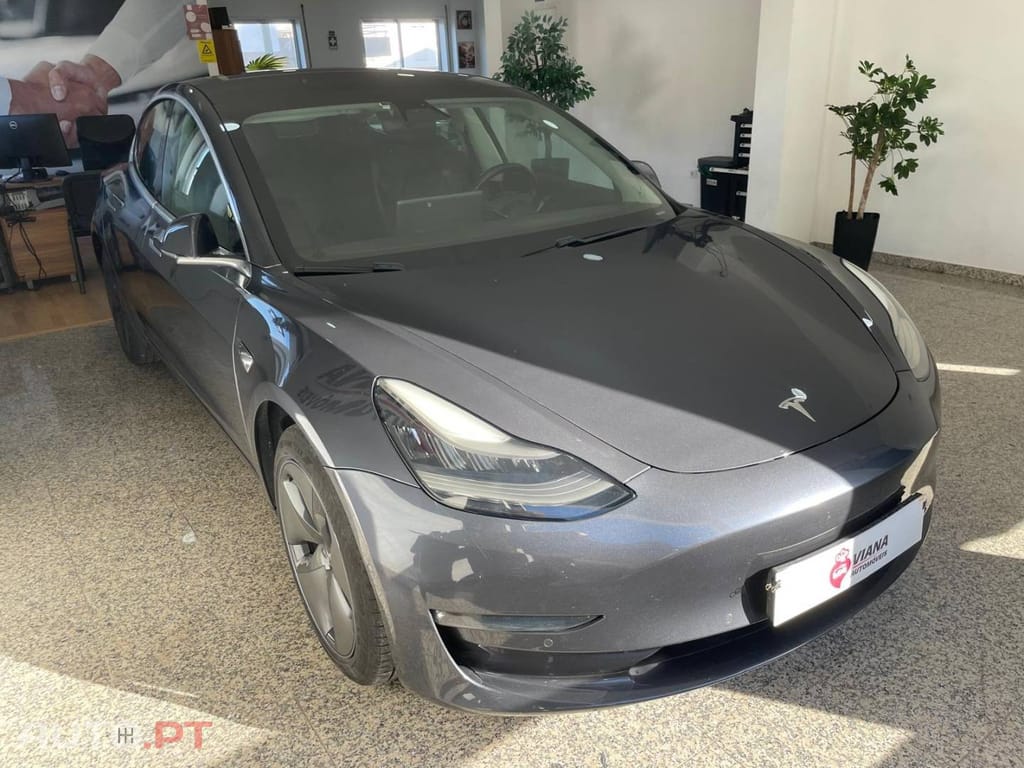 Tesla Model 3 Long Range AWD Dual Motor