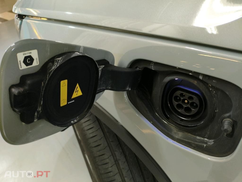 Volvo XC40 1.5 T4 PHEV Core