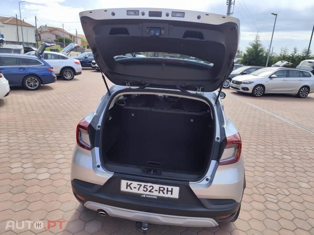 Renault Captur 1.3 TCe Exclusive EDC