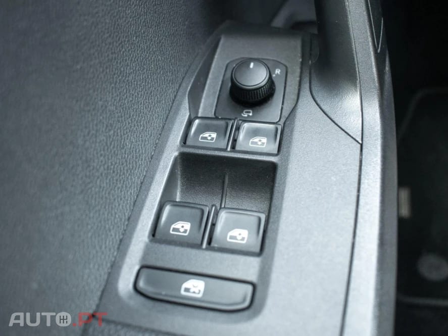 Seat Arona 1.0 TSI Style DSG Garantia de fábrica