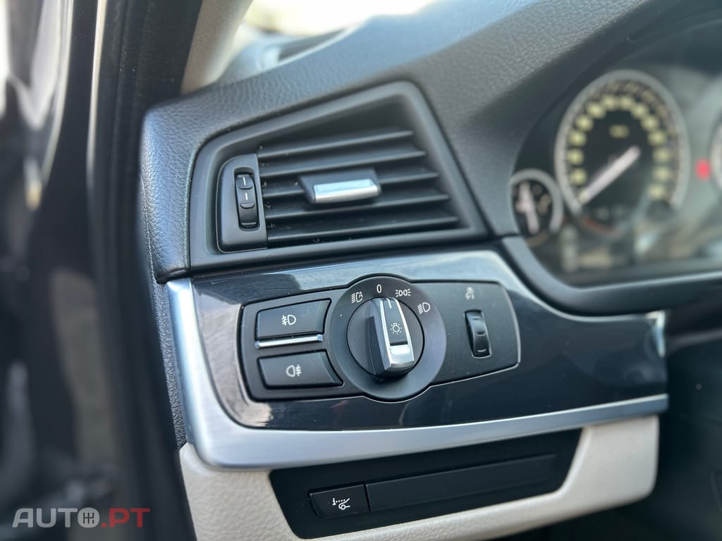 BMW 520 DA LINE LUXURY