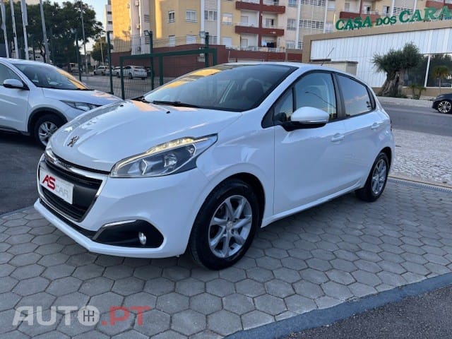Peugeot 208 1.6 BlueHDi Style