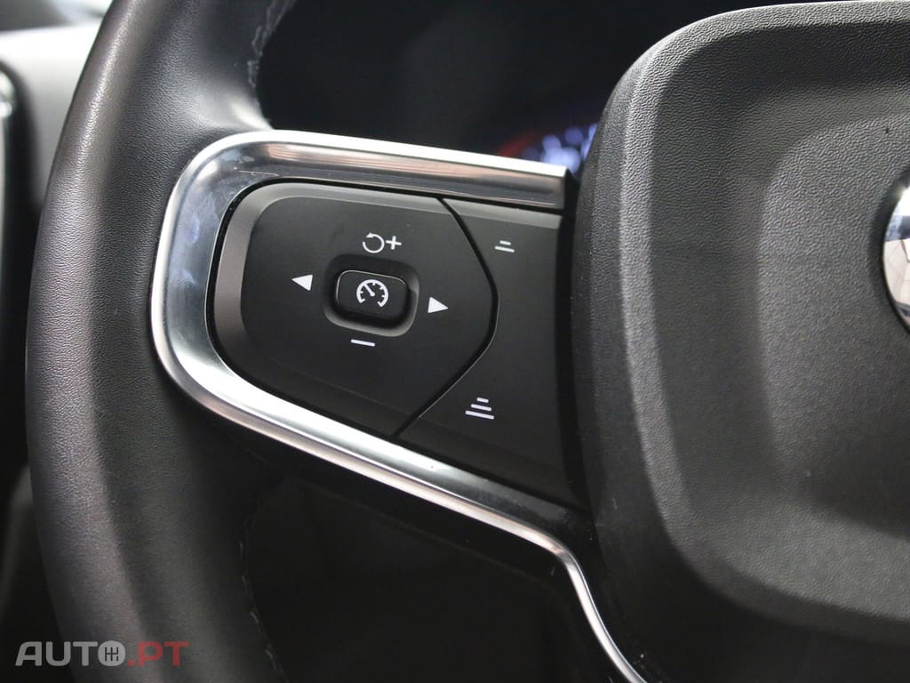 Volvo XC40 1.5 T4 PHEV Core