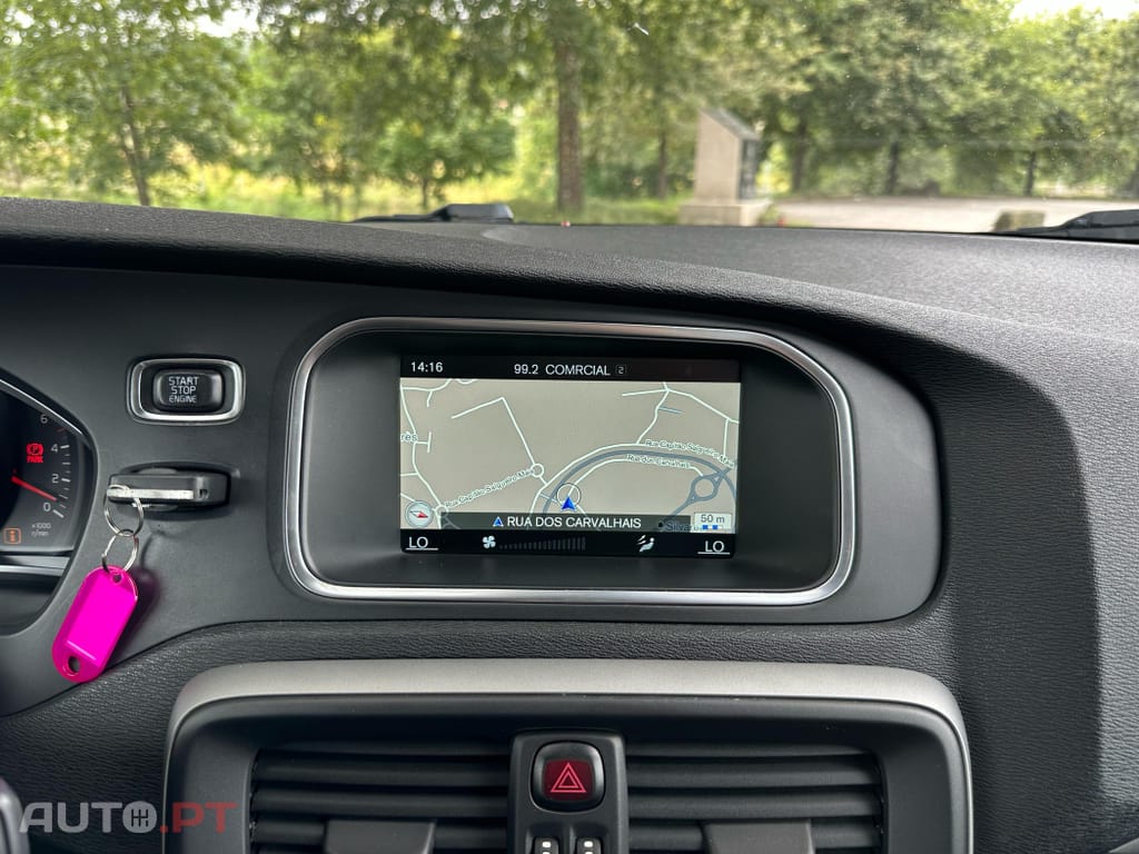 Volvo V40 2.0 D2 Momentum Eco