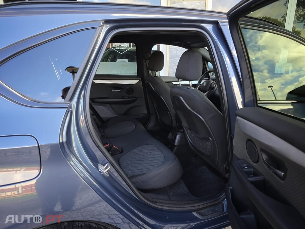 BMW 216 d Line Sport