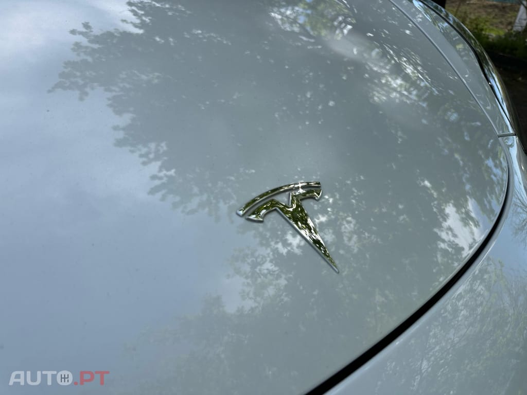 Tesla Model 3 Long Range Tração Integral