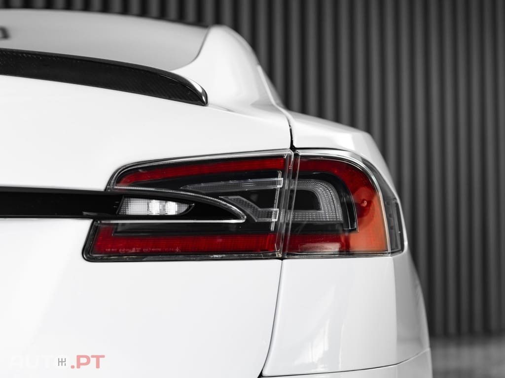 Tesla Model S 100 kWh Long Range AWD