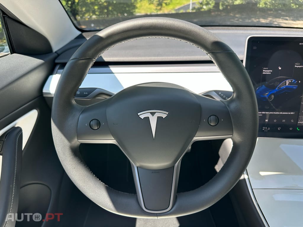Tesla Model 3 Long-Range Dual Motor AWD