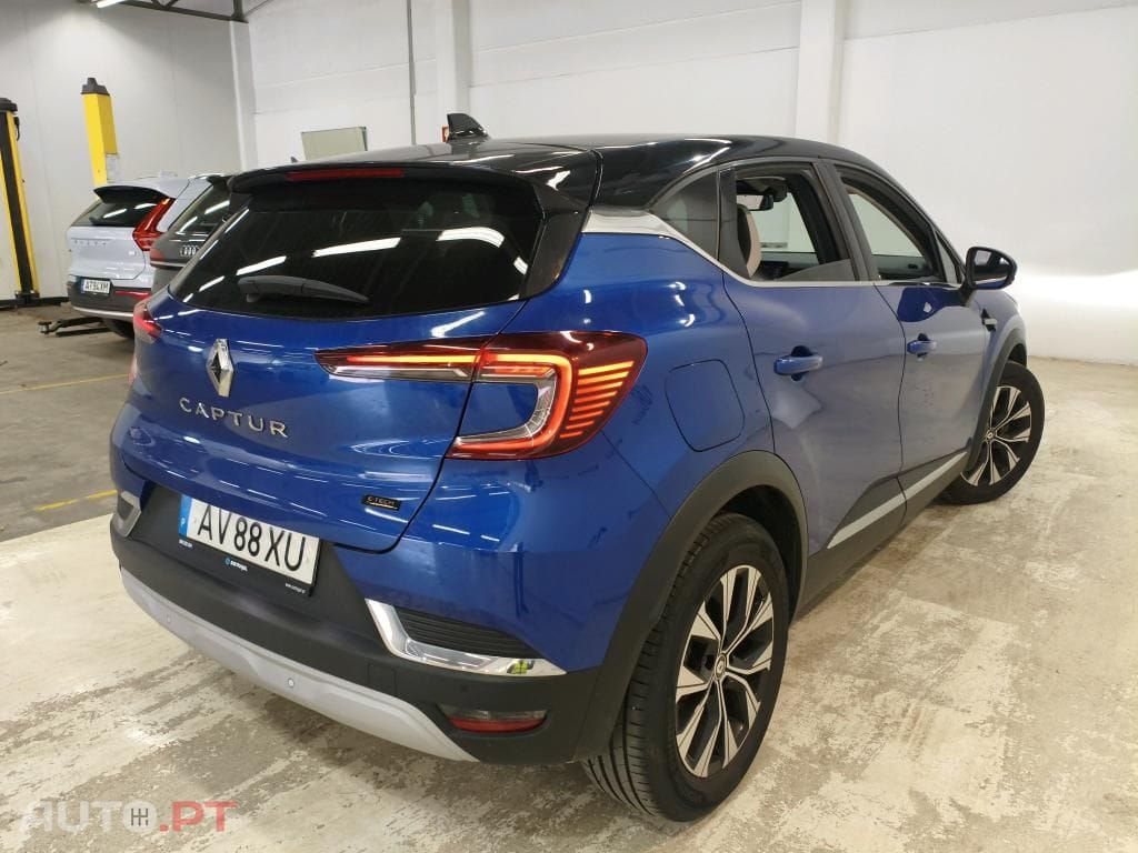 Renault Captur 1.6 E-Tech Plug-In Hybrid Techno