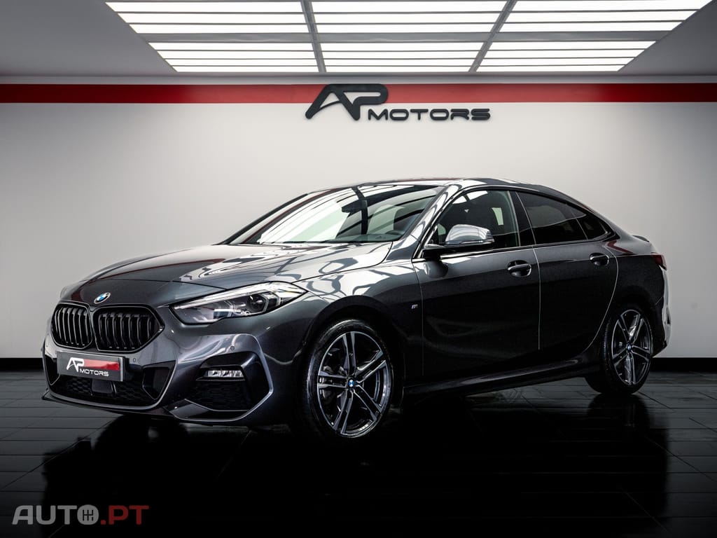 BMW 218 i Pack Desportivo M