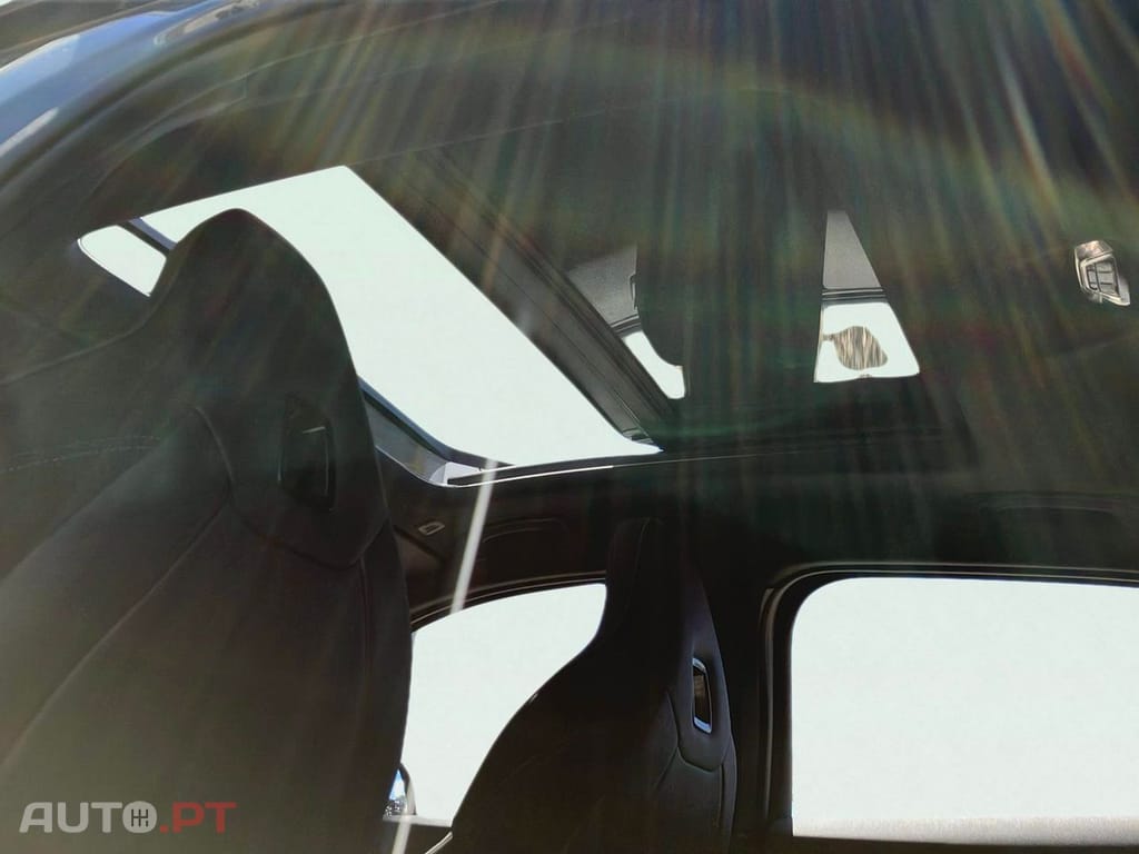 BMW 118 i Pack Desportivo M Auto