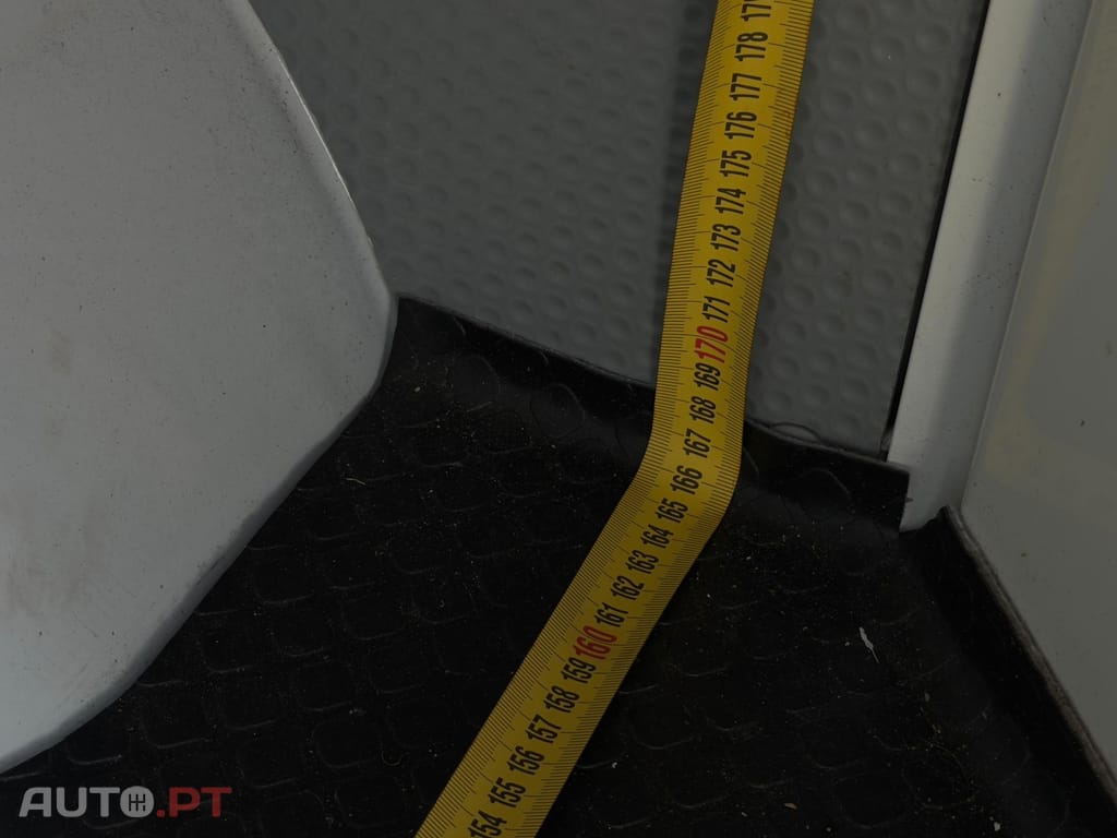 Maxus eDeliver 3 furgão compacto 100% elétrico