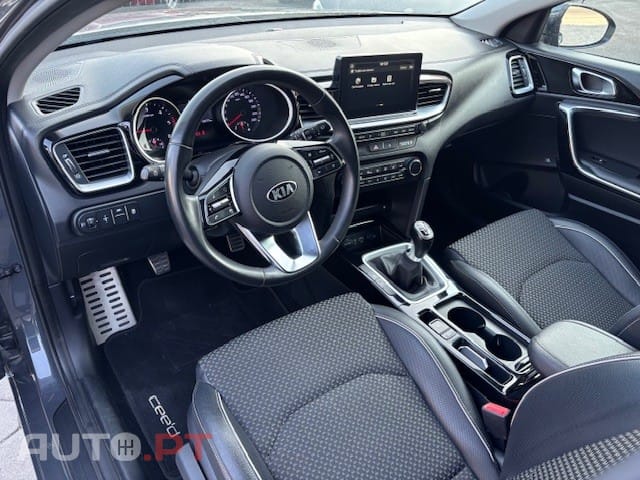 Kia Ceed 1.6 CRDi TX