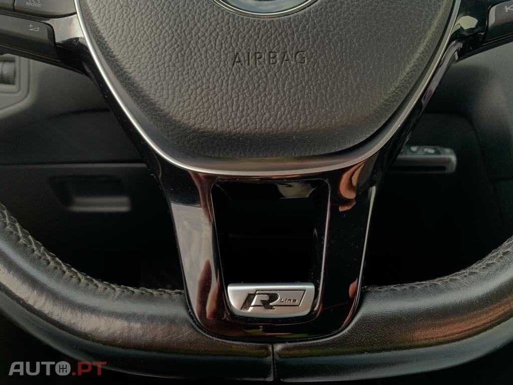 Volkswagen Golf 1.6 TDI R-Line