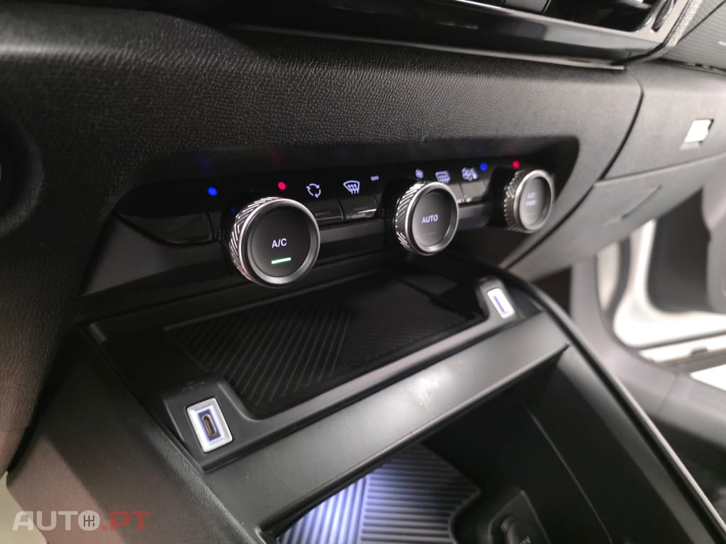 Citroën e-C4 50 kWh Shine — fotografia 89