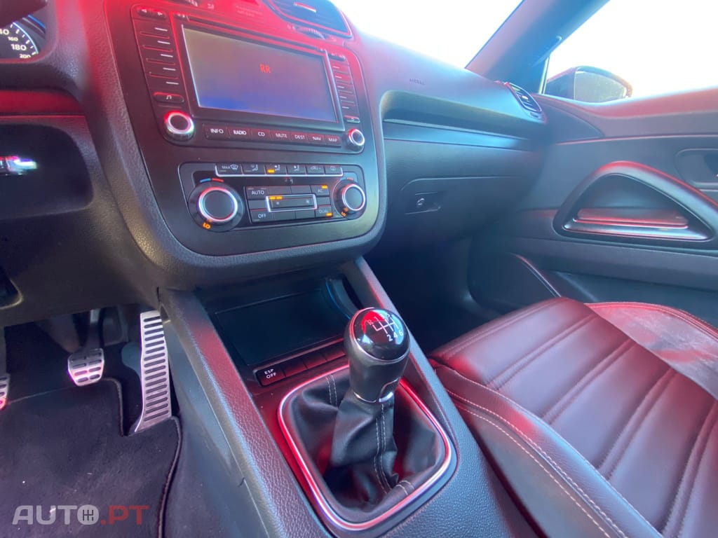 Volkswagen Scirocco 2.0 TDi Sport