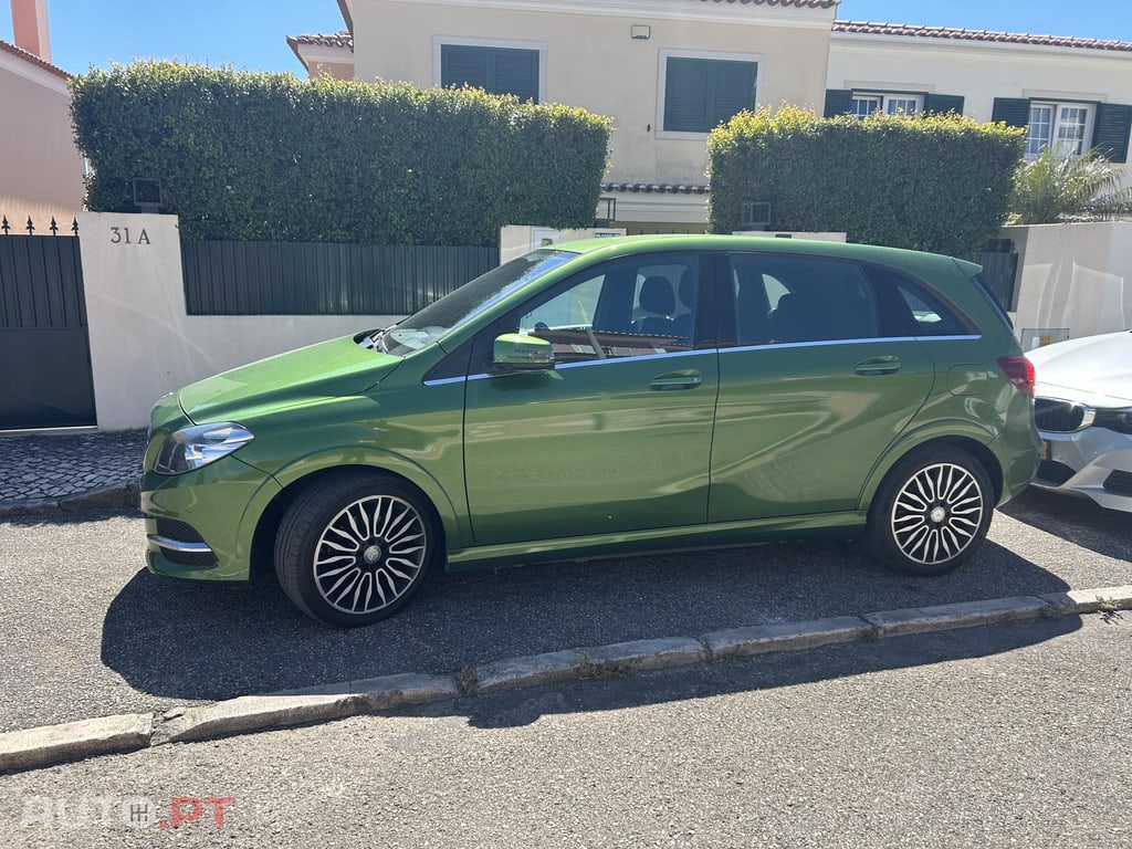 Mercedes-Benz B Electric Drive 250E