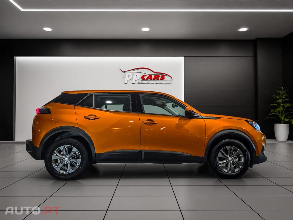 Peugeot 2008 1.2 PureTech Active Pack EAT8