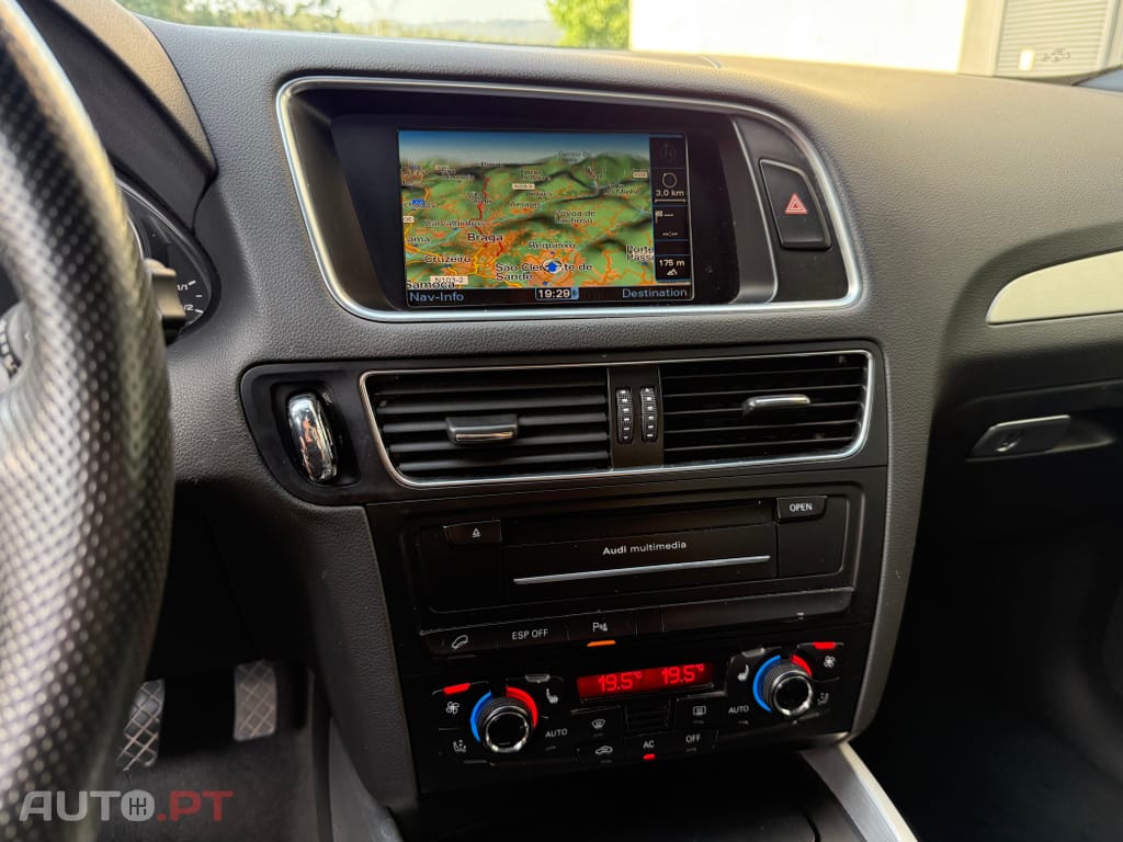 Audi Q5 3.0 TDi quattro S-line S-tronic