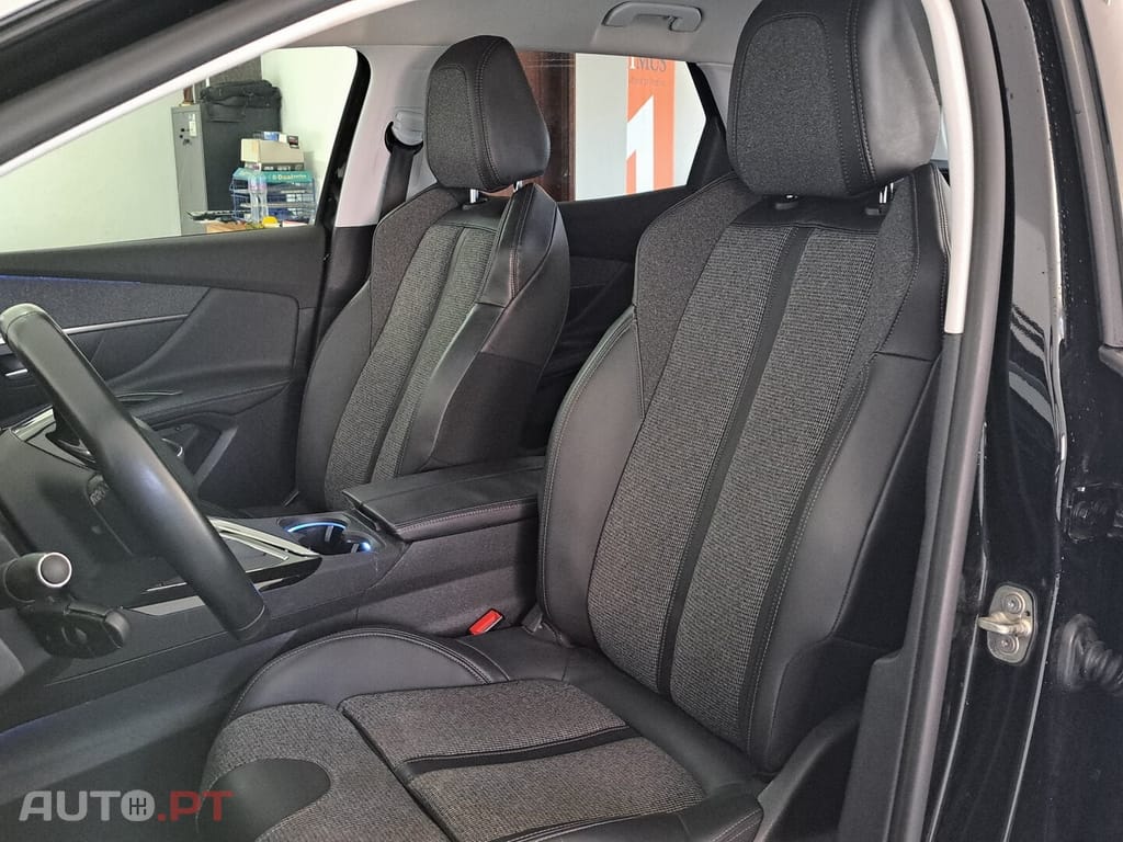 Peugeot 3008 1.6 BlueHDi Allure