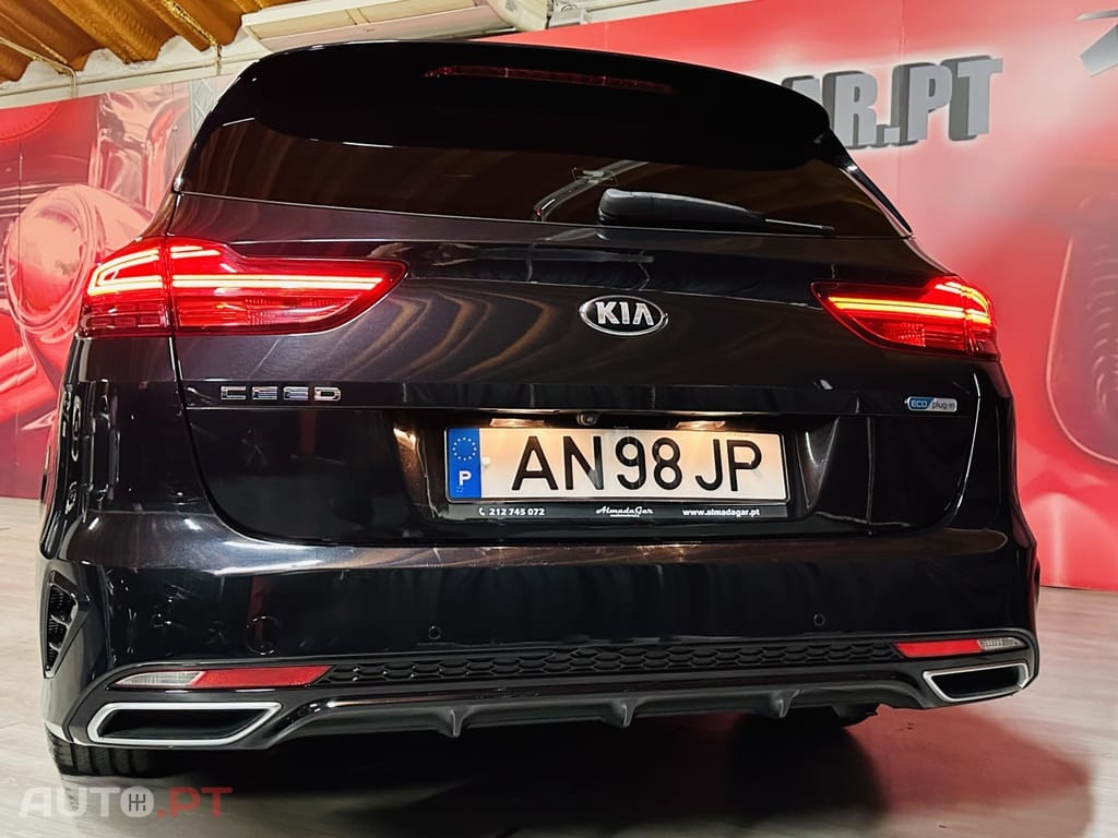 Kia Ceed SW 1.6 GDi PHEV Drive 6DCT