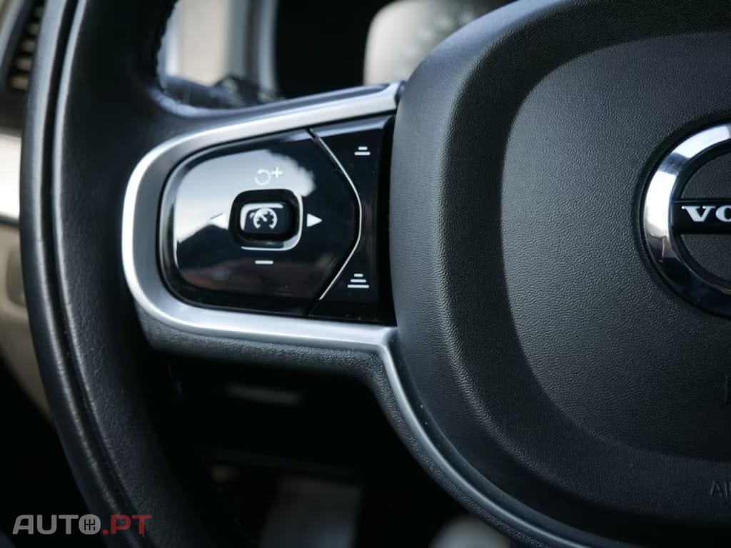 Volvo XC90 T8 I.V.A DEDUTÍVEL
