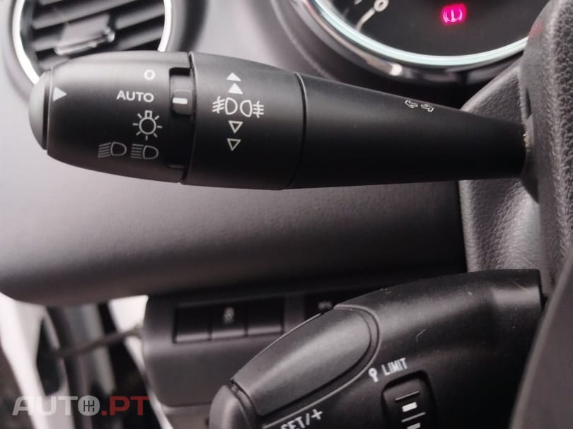 Peugeot 3008 1.2 PureTech Allure