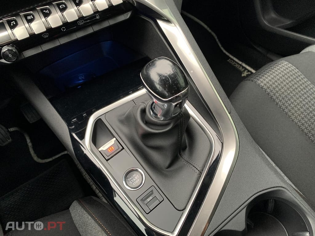 Peugeot 3008 1.5 BlueHDi Active Pack