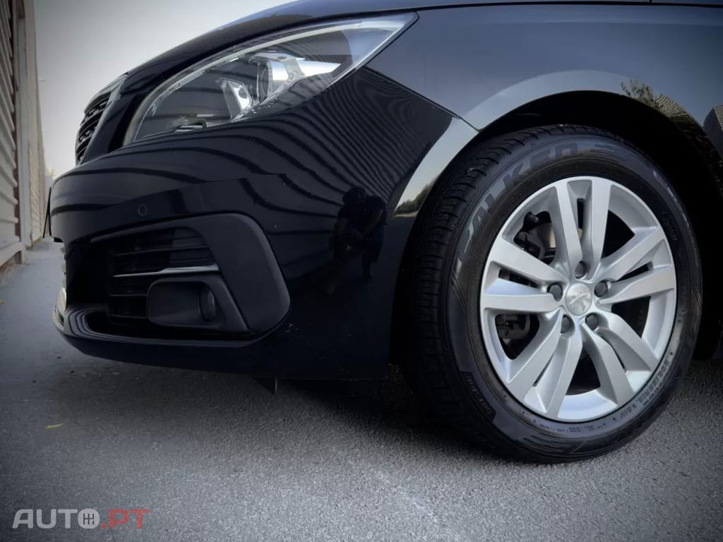 Peugeot 308 BlueHDi FAP 130 EAT8 Stop & Start Active Pack