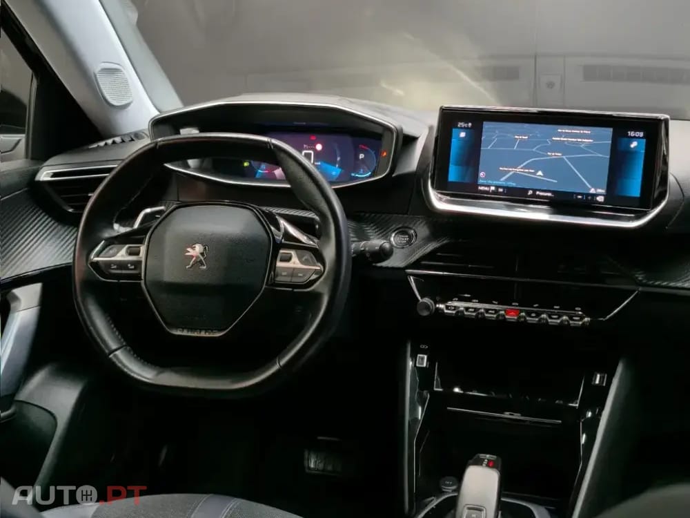 Peugeot 2008 1.5 BlueHDi Allure Pack EAT8